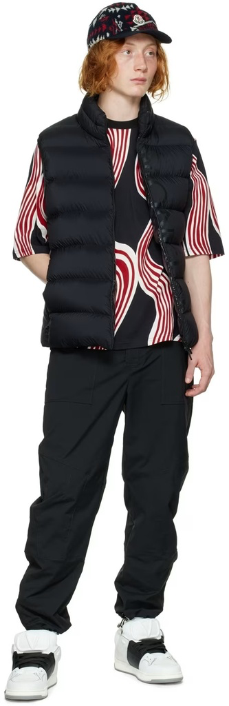 Moncler Genius Black 1 JW Anderson Print T-Shirt-6.webp